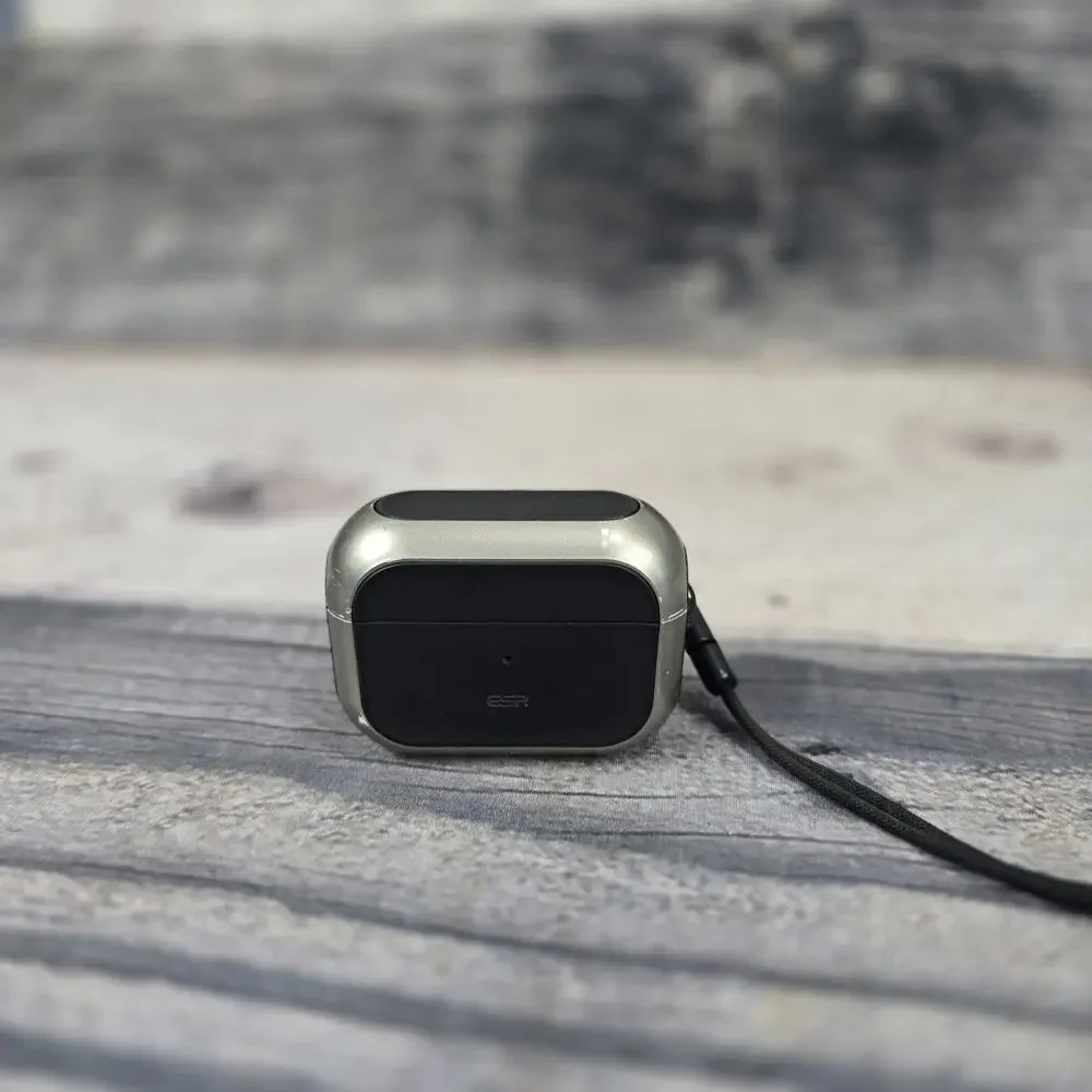 Apple AirPods Pro Charging CASE 2nd Gen USB‑C Black Removable Rubber Outer Shell